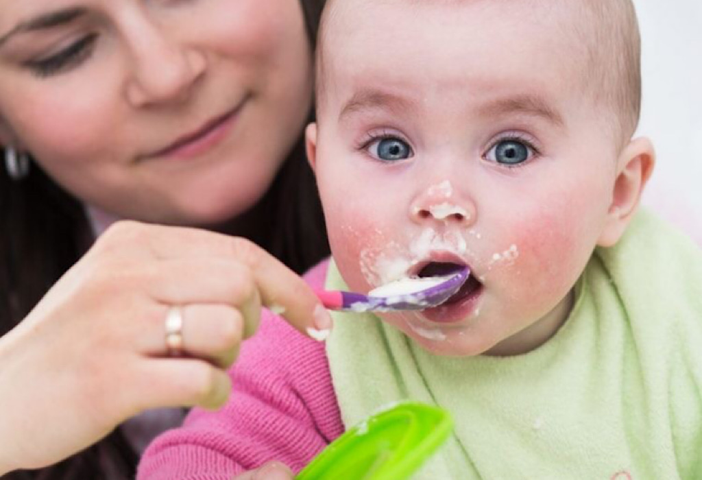 bintik merah pada pipi bayi