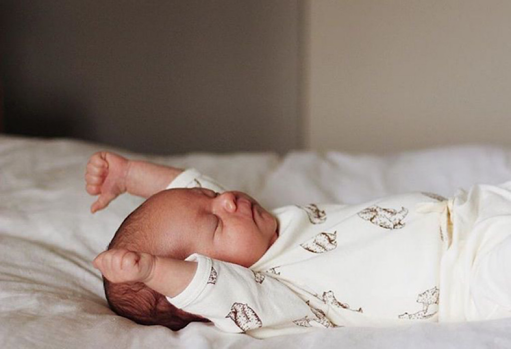 tips memilih baju tidur bayi