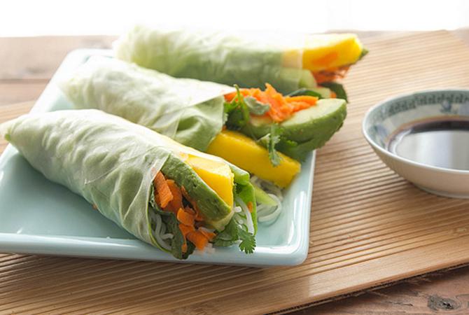 Avocado Spring Roll, Saatnya Ngemil Sehat!