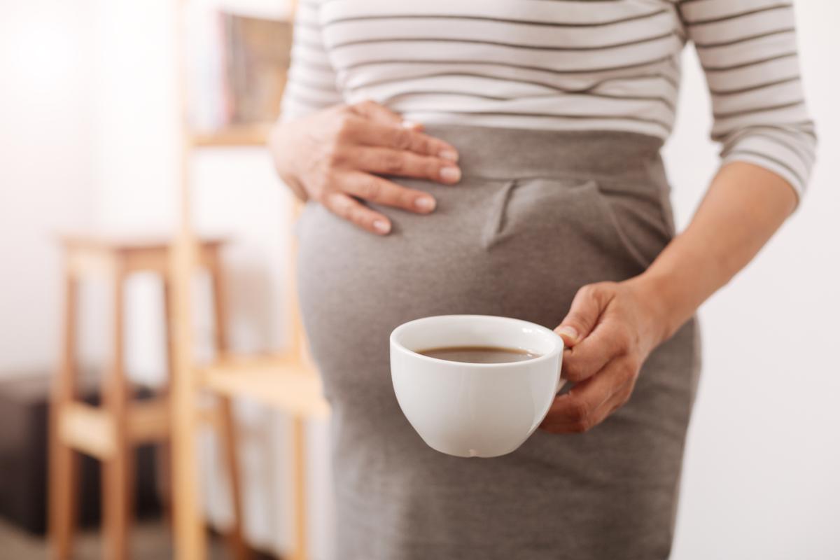 Sebenarnya, Bolehkah Ibu Hamil Minum Kopi?