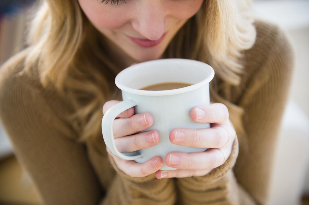 Ibu Menyusui Minum Kopi, Apakah Berpengaruh pada Kualitas ASI?