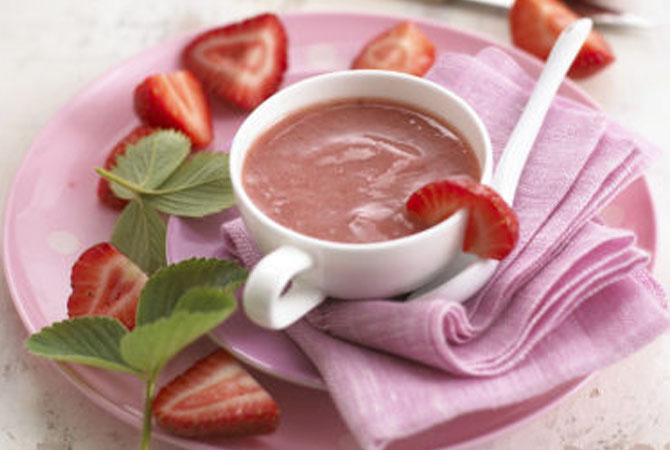 Menu MPASI: Strawberry, Peach & Pear Puree (6 bulan keatas)