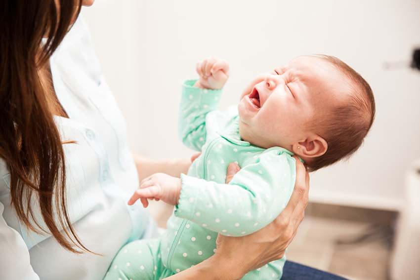 6 Pertolongan Pertama pada Bayi yang Wajib Moms Pahami