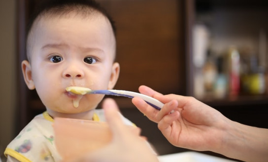 Pilihan Makanan Bayi 11 Bulan