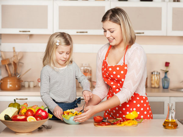 Tips Membantu Anak Tumbuh Tinggi dan Cerdas