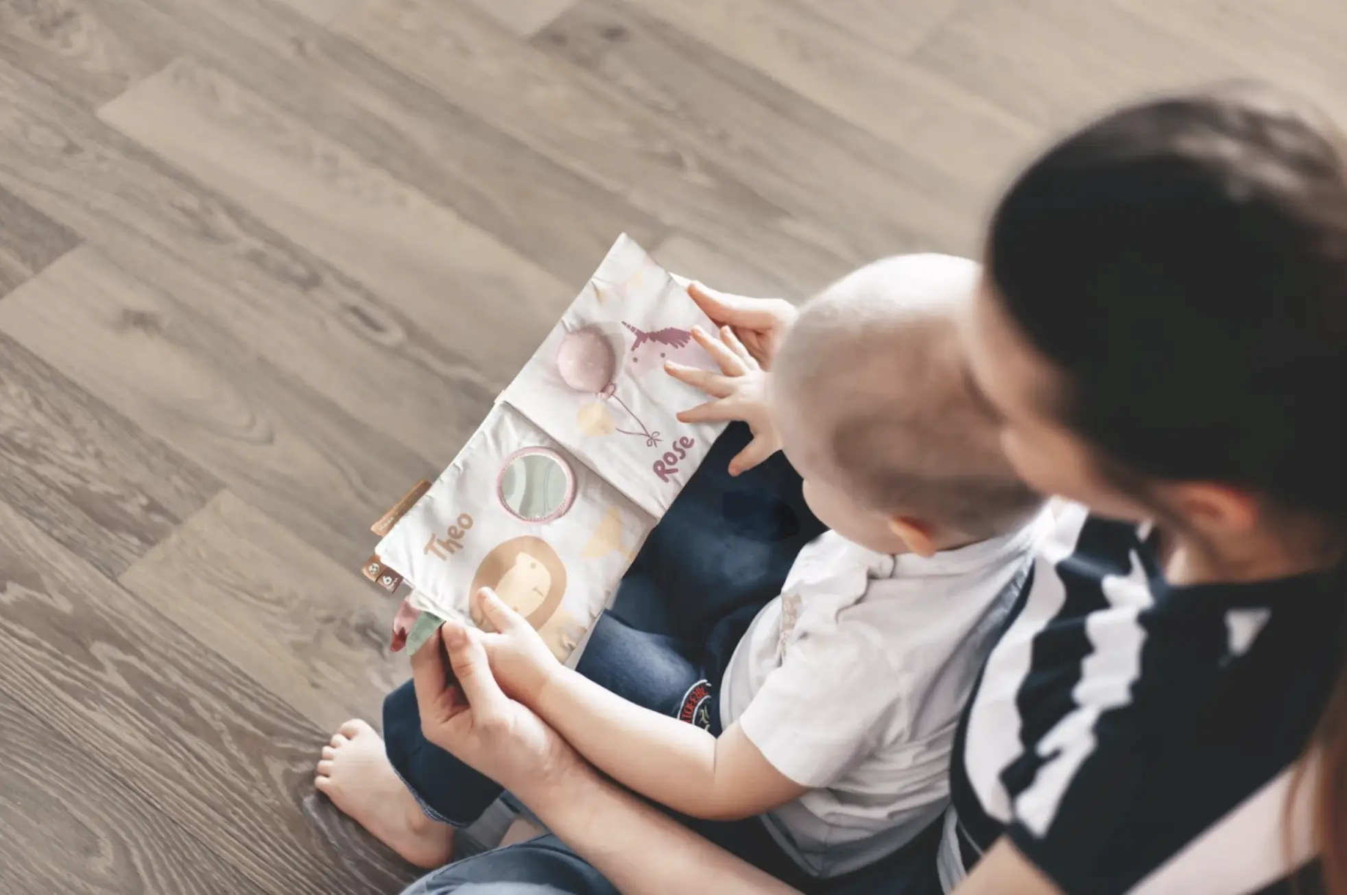 3 Alasan Anak Dibacakan Buku Sedini Mungkin