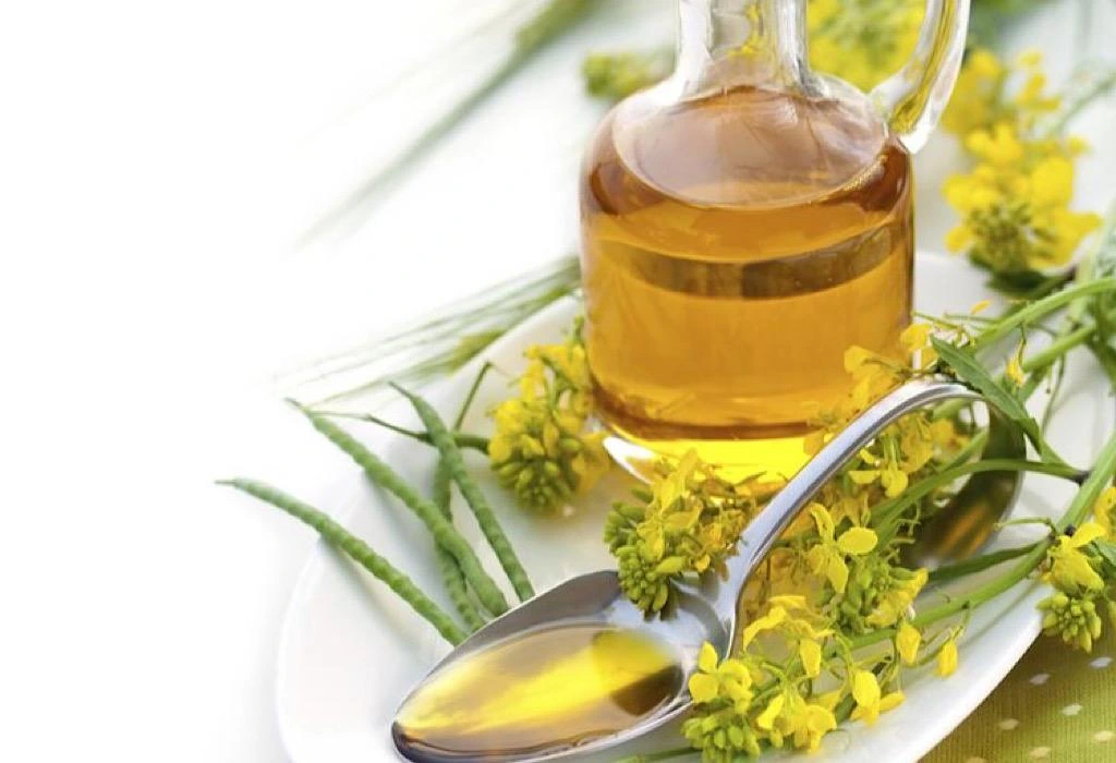 Rekomendasi 5 Merk Canola Oil yang Cocok untuk MPASI Bayi