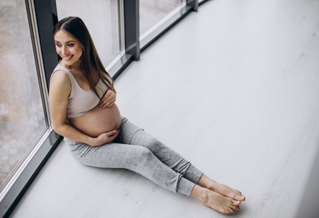 Krim Stretch Mark dapat Memudarkan Perut yang Tampak Kemerah-merahan