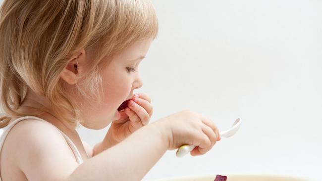 Bikin Bingung, Ternyata Ini 10 Faktor Penyebab Anak Susah Makan!