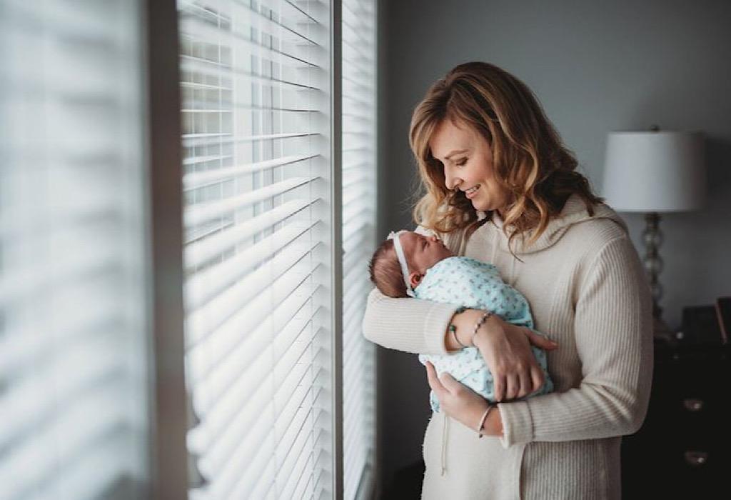 Ternyata Begini Cara Menidurkan Bayi yang Susah Tidur, Ada Triknya Moms!