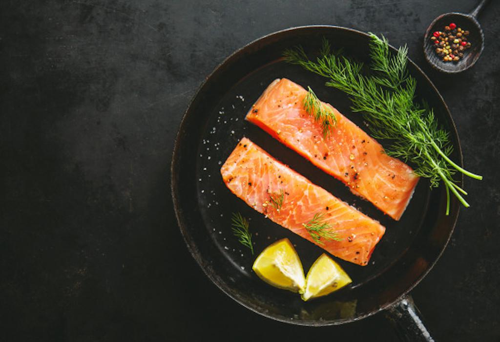 7 Alternatif Pengganti MPASI Ikan Salmon