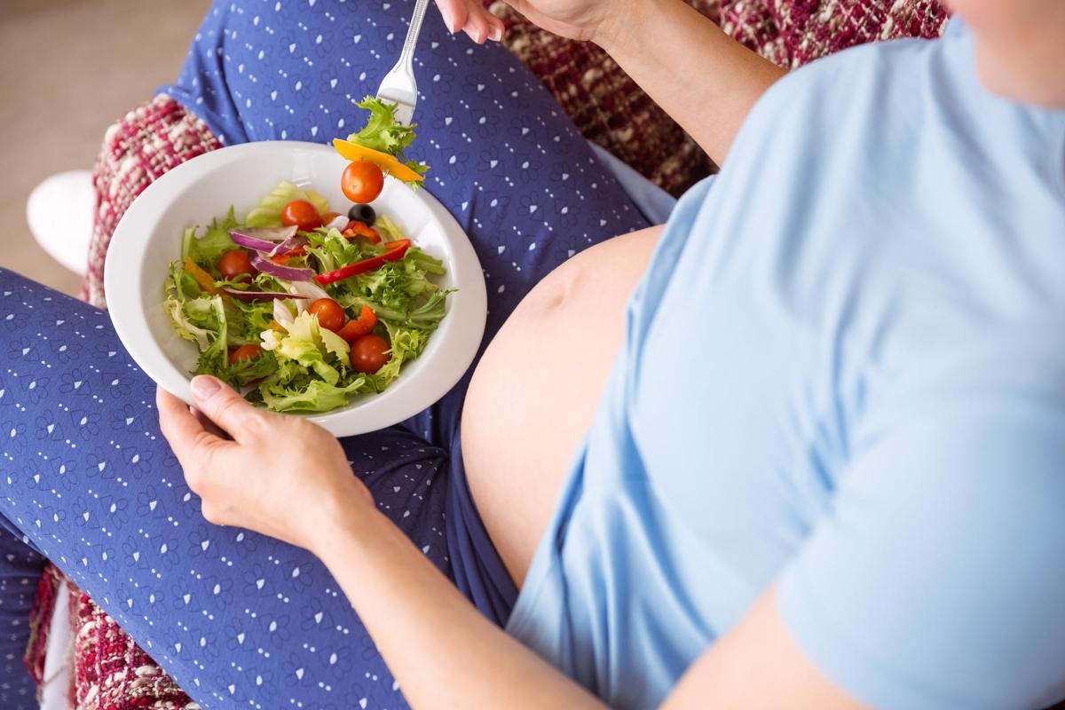 7 Makanan Ibu Hamil Muda Agar Anak Cerdas dan Sehat