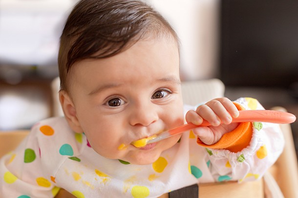 5 Cemilan Bayi 7 Bulan untuk Menambah Berat Badan Si Kecil