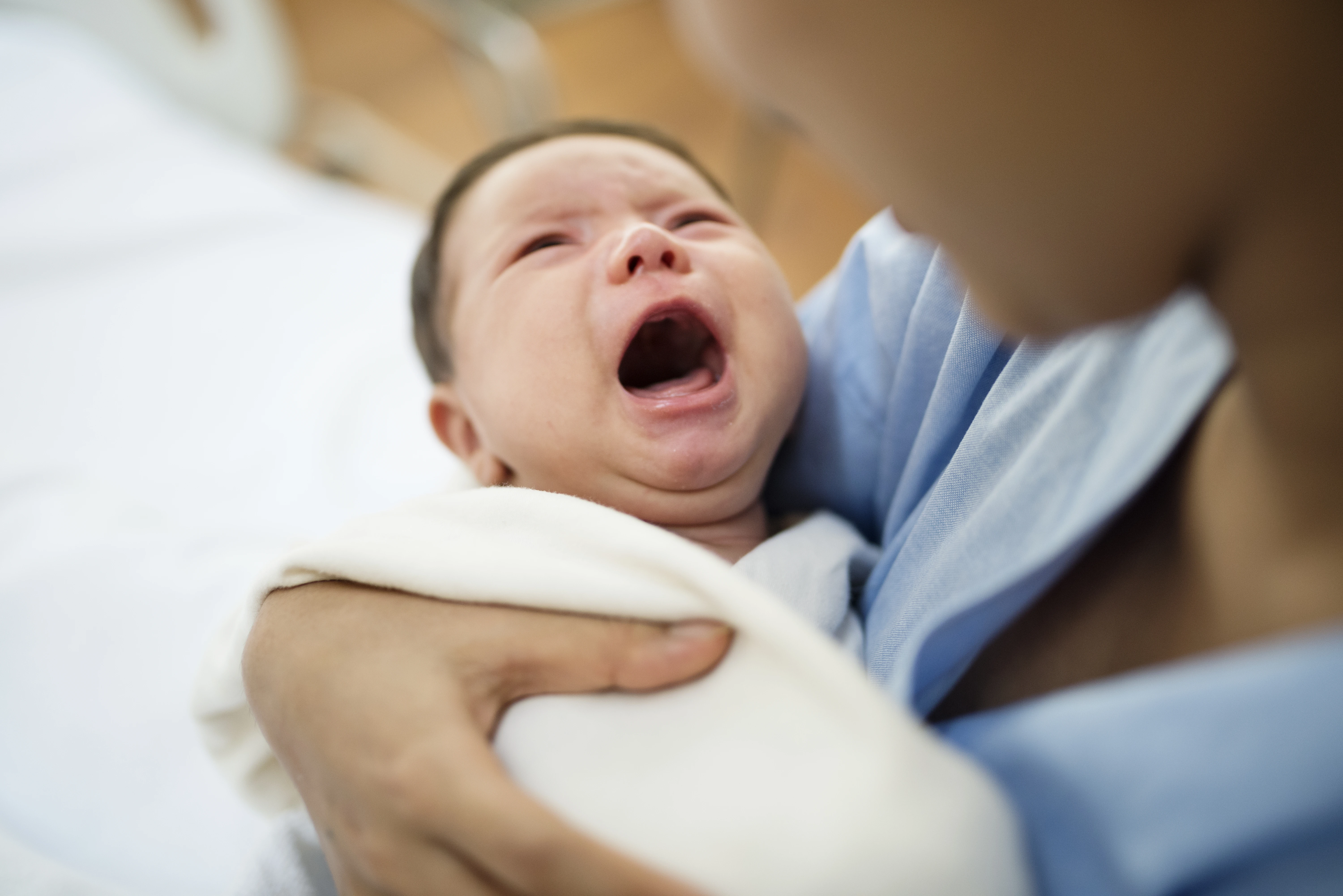 7 Cara Mengatasi Perut Kembung Pada Bayi Baru Lahir