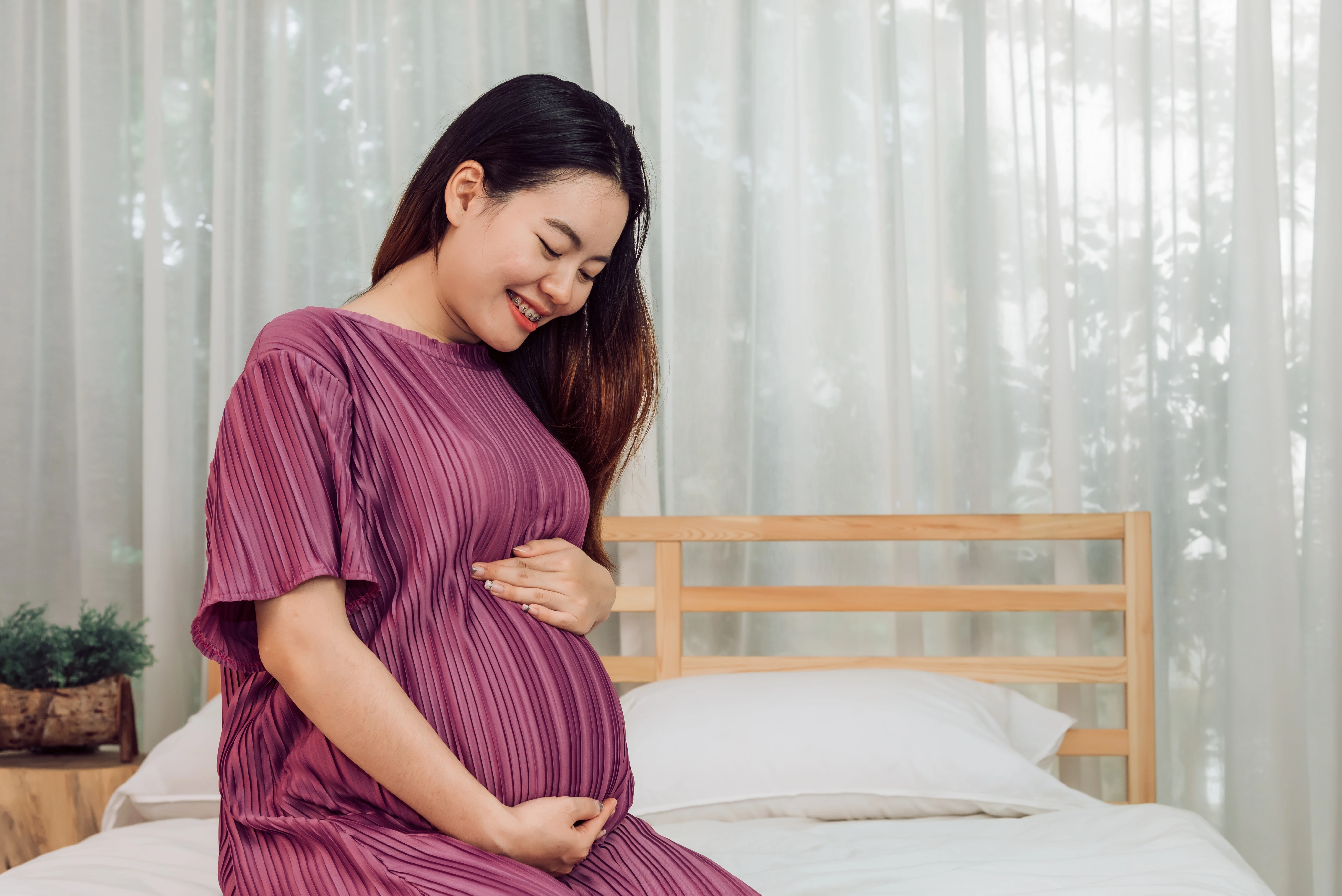 8 Ciri Ciri Hamil Bayi Perempuan, Ada yang Ngidam Makanan Manis?