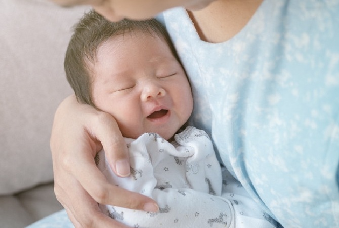 5 Kesalahan Umum yang Sering Dilakukan Orang Tua pada Bayi Baru Lahir