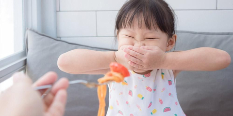 Jangan Dibiarkan! Begini Cara Efektif Mengatasi Anak Susah Makan