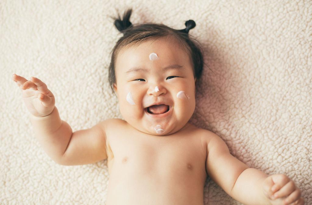 Ini Dia Moms, Skincare Dasar untuk Bayi Baru Lahir!