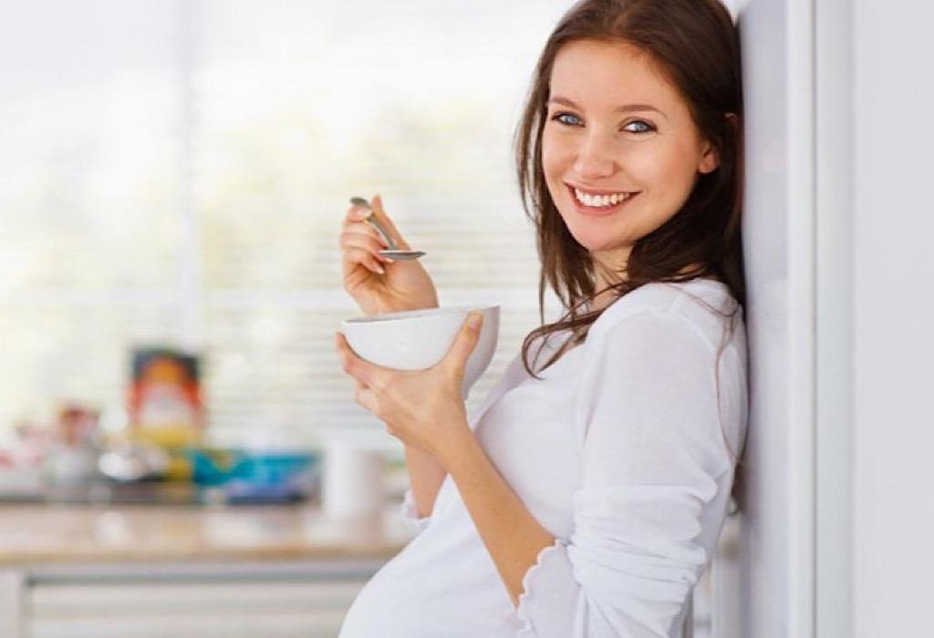 9 Makanan Sehat untuk Ibu Hamil Trimester Pertama, Bisa Cegah Morning Sickness