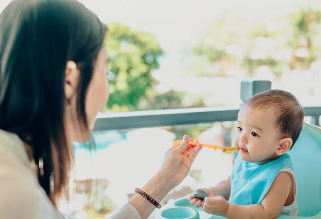 Resep MPASI Ayam yang Patut Moms Buat untuk si Kecil