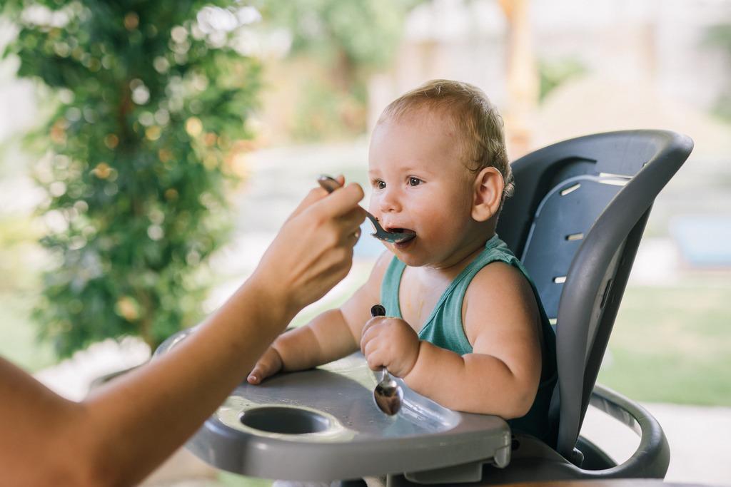 Jadwal Jam Makan Bayi 8 Bulan