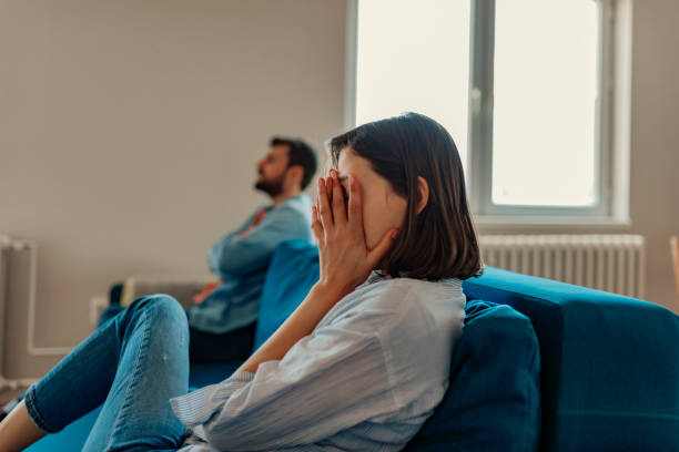 Penyebab Silent Treatment pada Sebuah Hubungan Pernikahan. Parents Harus Lebih Peka!