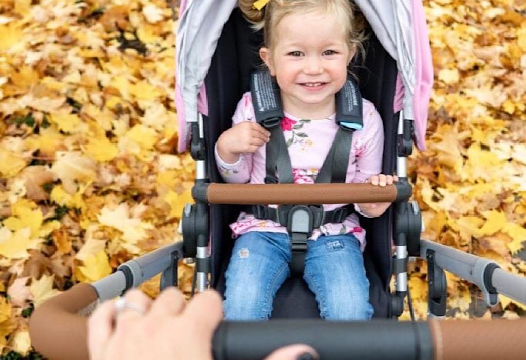 5 Manfaat Menggunakan Kereta Dorong Bayi Lipat