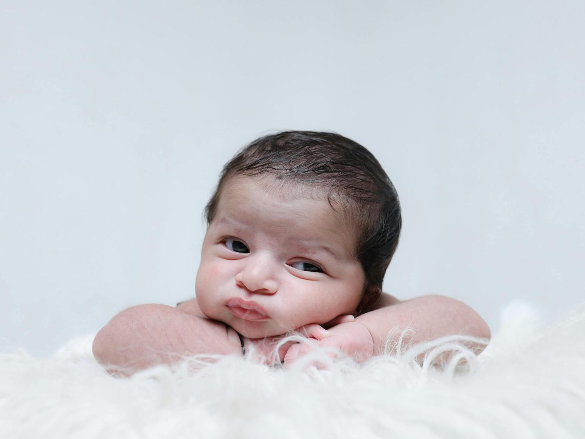 Perkembangan Bayi di Usia 2 Bulan: Hal-Hal yang Perlu Moms Ketahui
