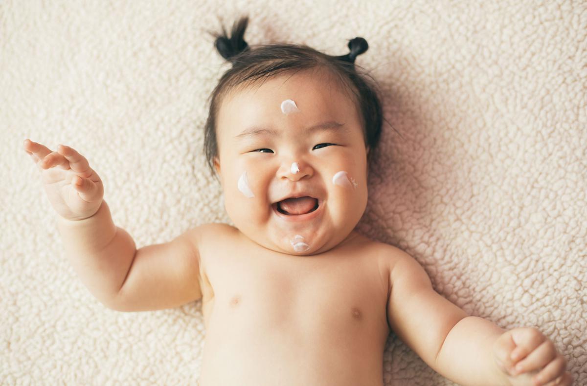 5 Manfaat Baby Cream untuk Wajah Bayi Agar Semakin Lembut dan Bersih