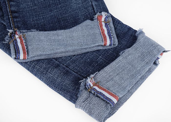 MOOIMOM Maternity Ripped Side Blue Jeans - Celana Jeans Hamil description image