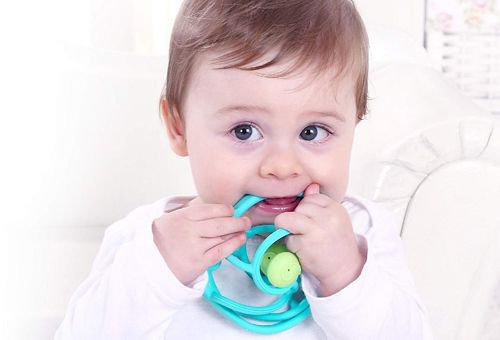 Mombella Snail Baby Teething Rattle - Gigitan Bayi Aman description image